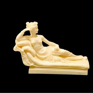 Pauline Bonaparte as Venus Victrix Replica of Antonio Canova Alabaster Figurine